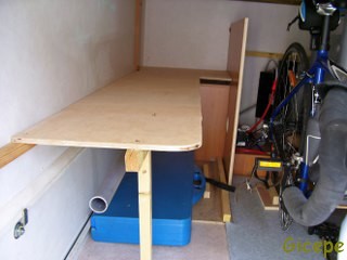 rimor_katamarano_4_amenagement_soute_2