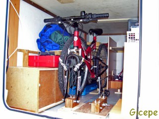 rimor_katamarano_4_amenagement_soute_6